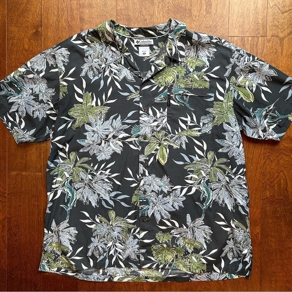 Columbia Men’s 100% Cotton Short Sleeve Shirt, Tropical Print with Fish Size XXL - Picture 1 of 11